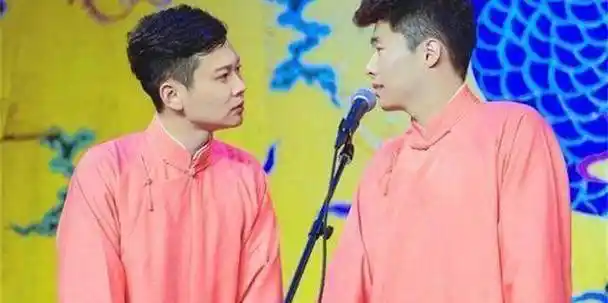 德云斗笑社混搭显出演员差距被高估的周九良被低估的栾云平