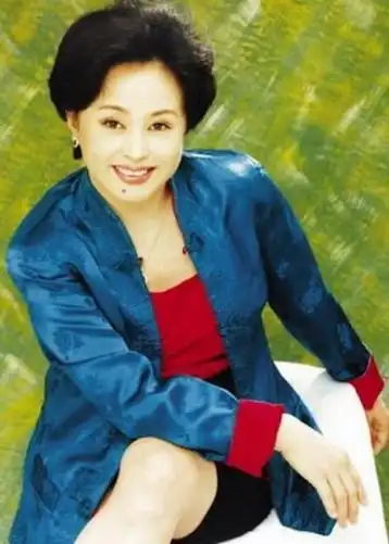 【图】歌唱家朱明瑛老公照片曝光 自揭与前夫离婚内幕