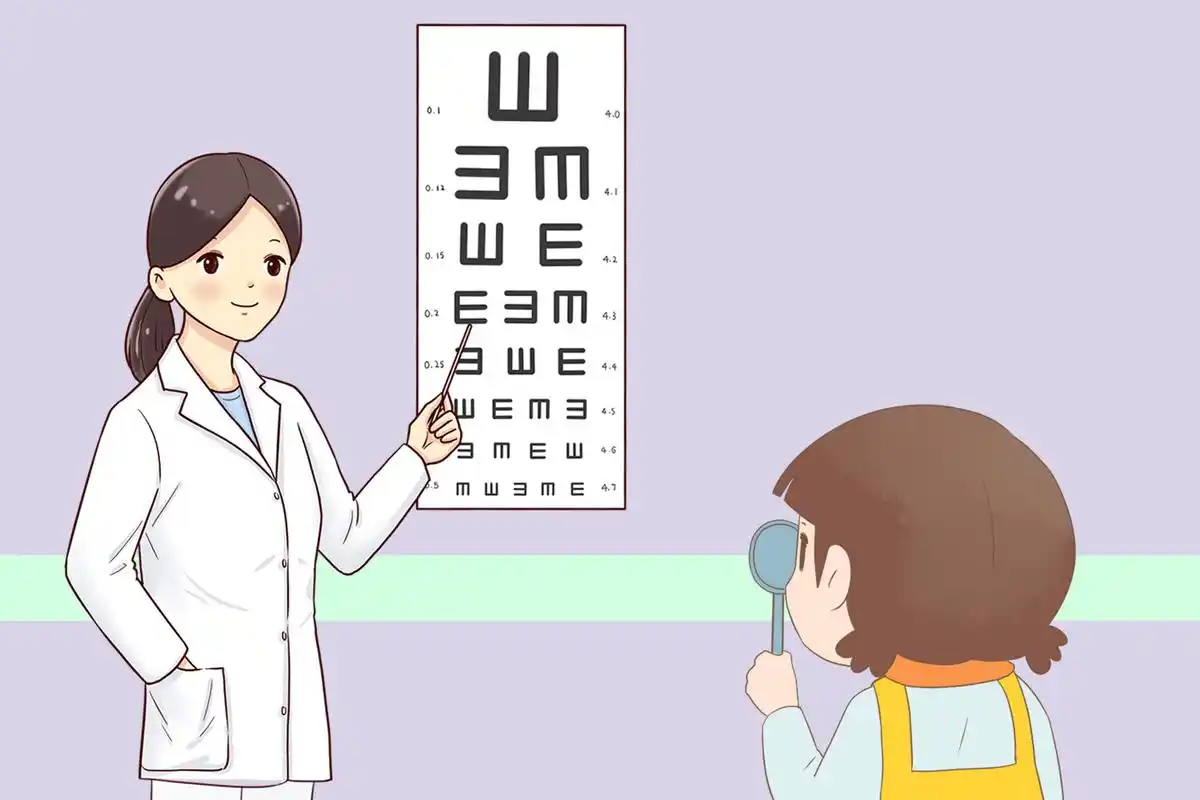 2岁娃看电视总眨眼,这个原因别忽视,防止ta "挤眉弄眼"有办法