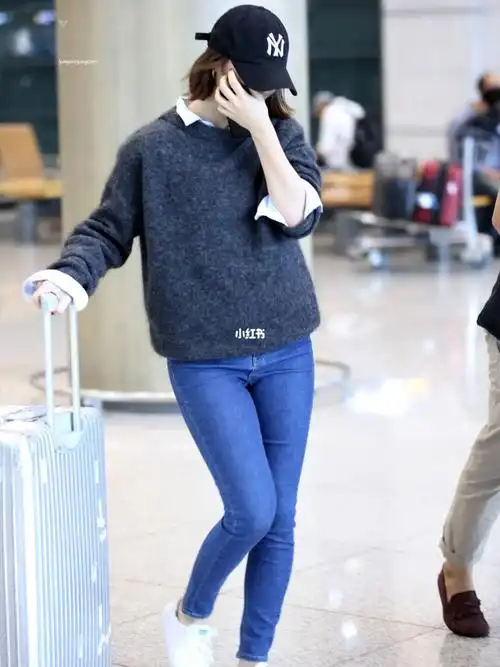 万能搭配公式 这个季节刚合适#日常穿搭  #krystal郑秀晶  #穿搭