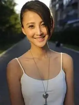 别说女星怀孕只胖肚子了,这10位女神,也没逃开"胖出一个自己"