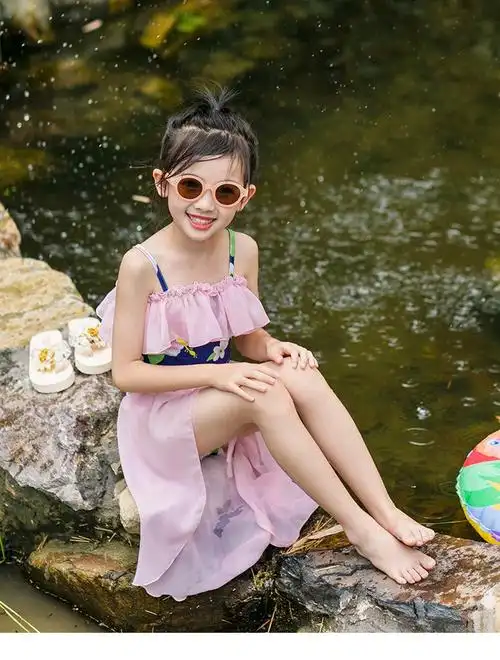 小女生穿的儿童游泳衣女童泳衣分中大童公主裙式可爱韩国比基尼风泳装