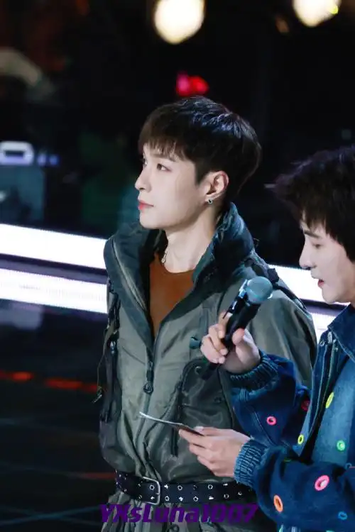 张艺兴[超话]##张艺兴这就是街舞