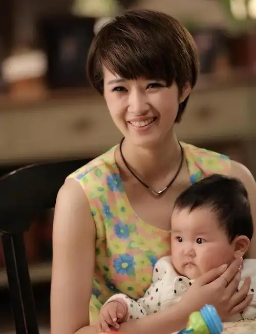 回顾茹萍:二婚嫁刘之冰女儿走她老路,晚年带孩子成"金牌姥姥"