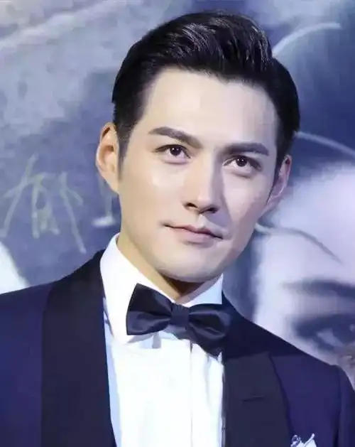 男生发际线高,头发稀少,剪这些发型就对了!