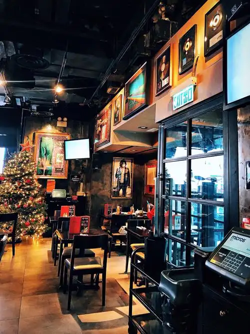 hard rock 酒吧