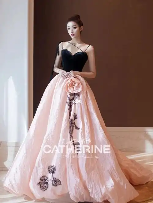 为迪丽热巴量身打造的晚礼服63