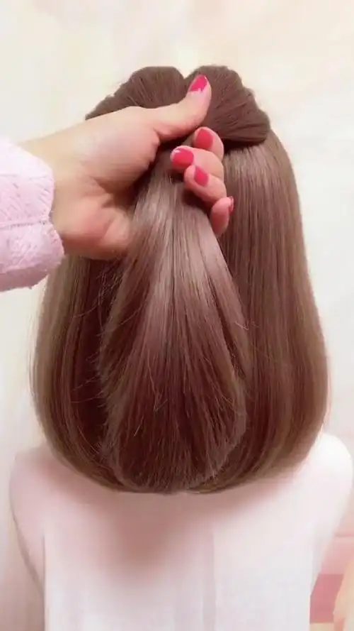 短发也能扎出鱼骨辫,你学会了吗