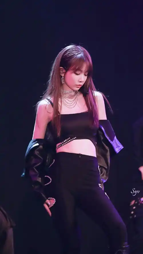 徐梦洁超话210618【#徐梦洁e1even生日会#舞台图频合集】96tag直拍