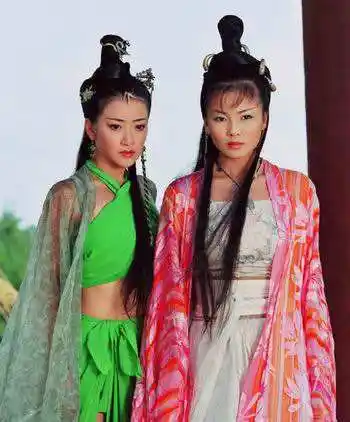 说起古装剧中的顶级美女,绕不开的一定有一个神仙姐姐刘亦菲.