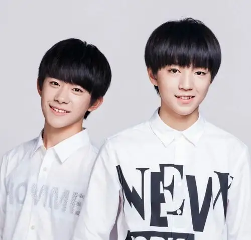 易烊千玺为王俊凯改行程?兄弟情满满,网友:喷子没话说了