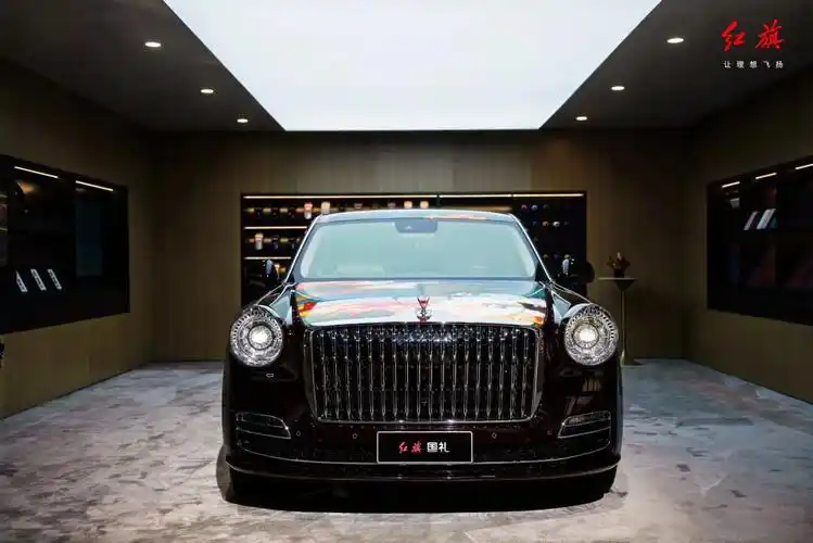 红旗「国礼」:售价718万起 国宾级豪华轿车红旗l5的继任车型,尺寸为5