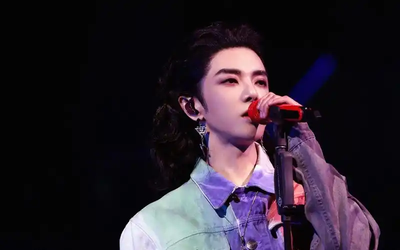 【华晨宇】2021火星演唱会 12.