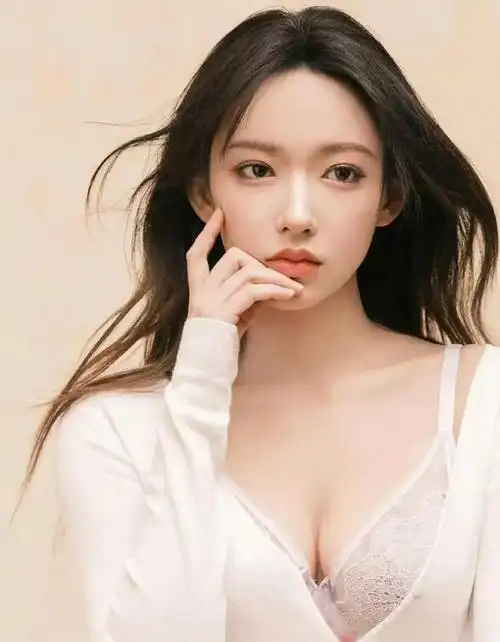 娜扎才是大号水蜜桃程潇好身材兜不住穿得多大胆就有多性感