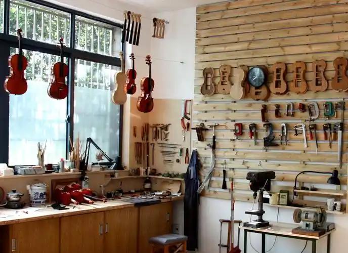 杭州华杰提琴制作室成立于1987年,工作室现
