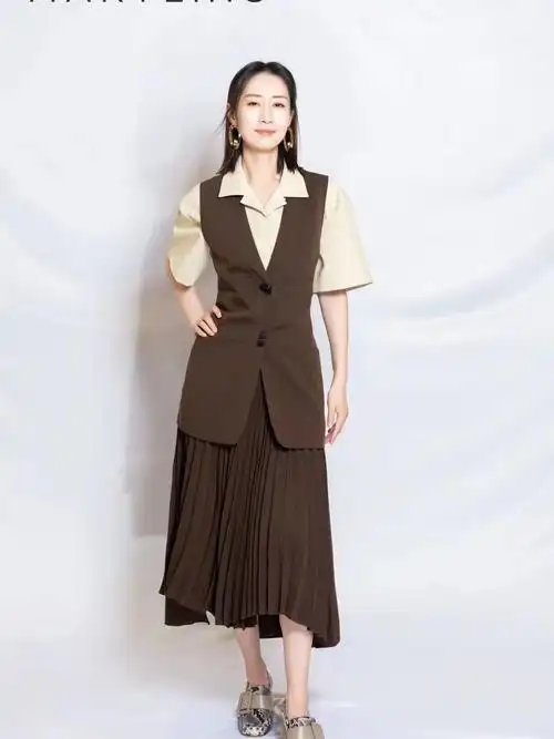 刘敏涛蟒蛇纹高跟鞋# 因一曲《红色高跟鞋》火爆全网的《琅琊榜》