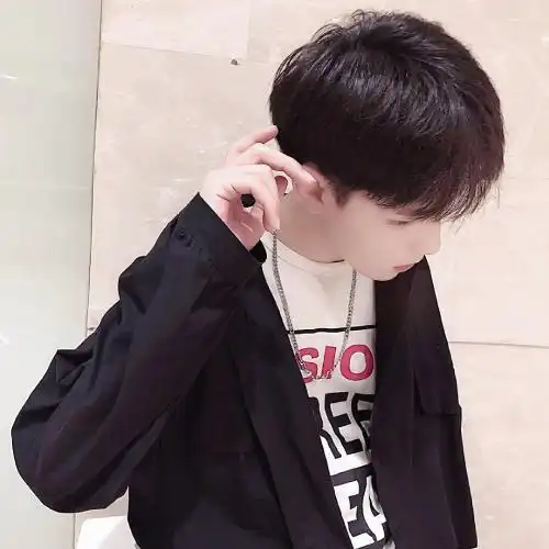 帅气冷酷男生头像真人