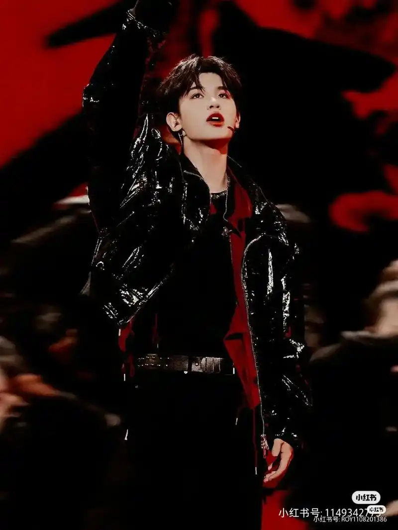 黄明昊的壁纸 - 抖音