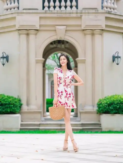 全身照怎么拍,9个拍照姿势,轻松拍出又高又瘦好看照片