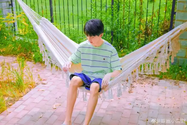 马嘉祺微博粉丝破1700万