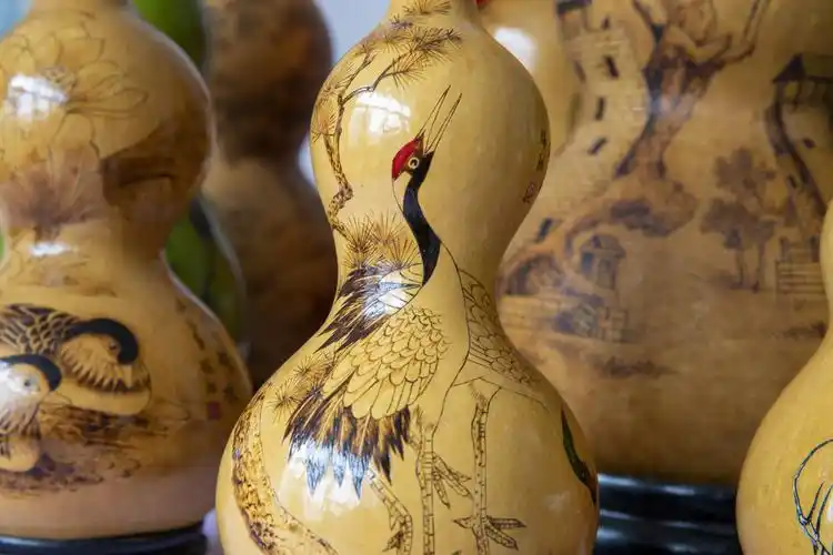 小葫芦里的"大世界"——葫芦烙画李瑞阳