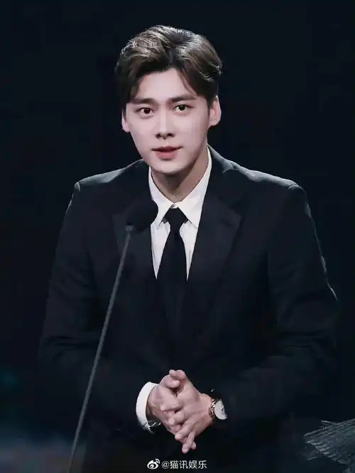 李易峰##疑似李易峰暗夜行者替身发文
