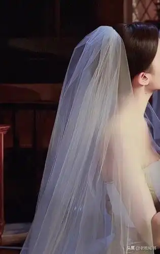 刘亦菲婚纱造型点到为止的艳不可方物的美