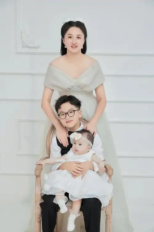 一家四口 #儿女双全此生足矣  9869996997699698