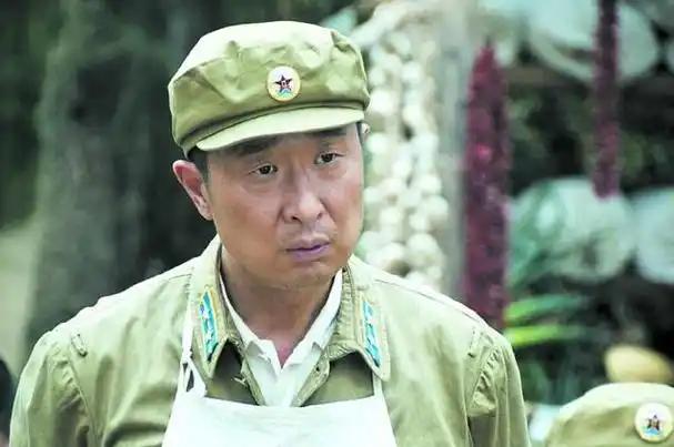 圈内人眼中的赵宝刚(八月荧屏看赵宝刚青春气息)(3)