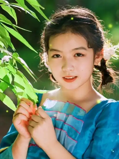 岁月如诗,历久弥新岁月如水,稍纵即逝照片是岁月的记录仪只有它可以