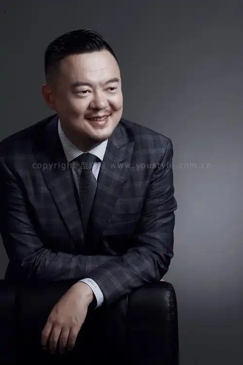 深圳商务形象成熟有气质的企业家老总形象照