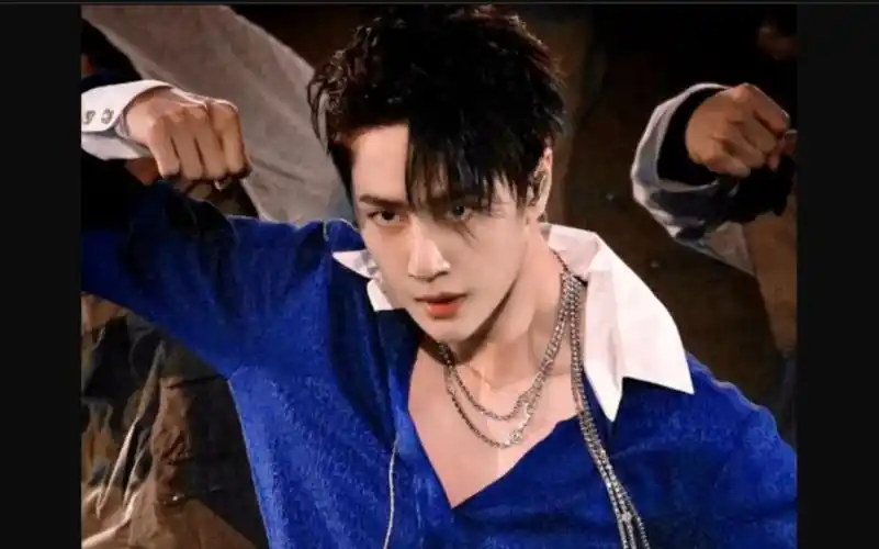 王一博跳舞封神名场面来喽!