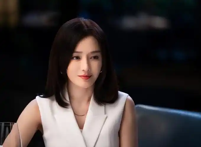 能40岁还演偶像剧的女演员,也就是陈乔恩了插图7