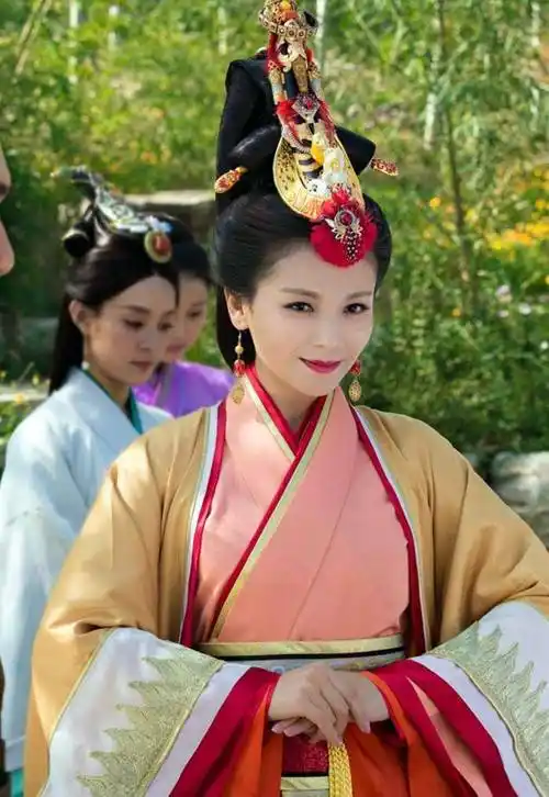 古装剧中那些黑化的女明星,被最后一个的霸气圈粉