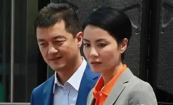 "好男人"李亚鹏:6任女友无缝衔接,难怪王菲离婚后选择谢霆锋