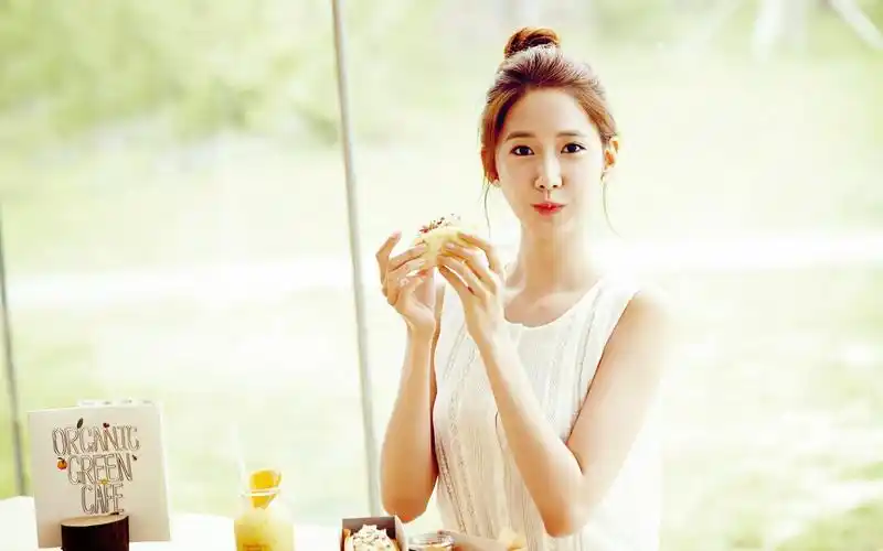 林允儿济州岛写真高清电脑壁纸