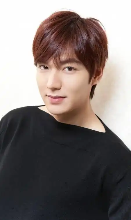 李敏镐李栋旭裴秀智对姓李的男星情有独钟啊