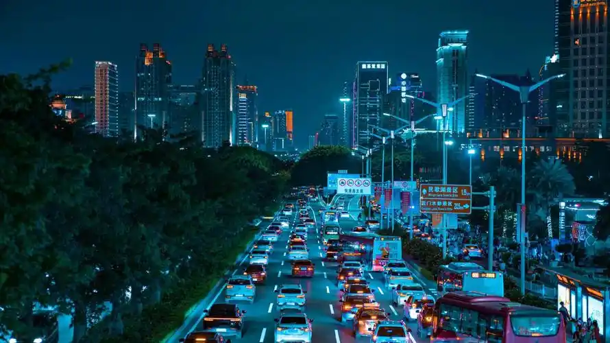 瞎调仿青橙色调,感觉用在废片上还挺好看#城市夜景灯光  ps - 抖音