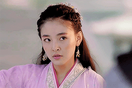 《择天记》是由鹿晗,古力娜扎领衔主演,吴倩,曾舜晞,许龄月,张峻宁