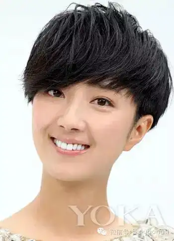 3 长脸大概每个女生都有过剪一头"男孩头"的冲动,而且越短越好.