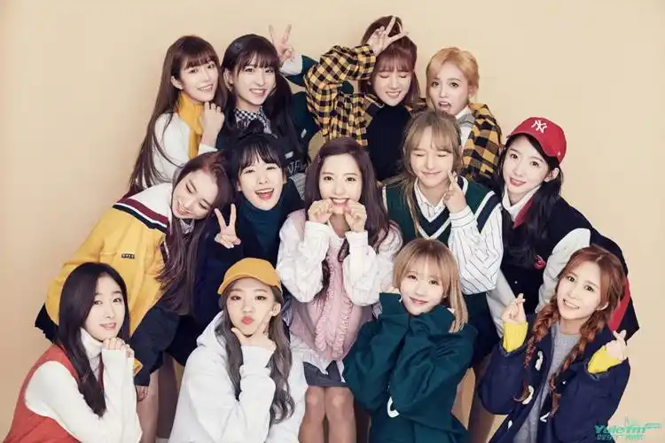 宇宙少女接棒ioi成最新校服模特图文