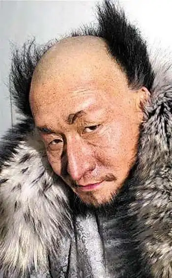 智取威虎山中,座山雕座下的八大金刚是谁,各自有什么特点?