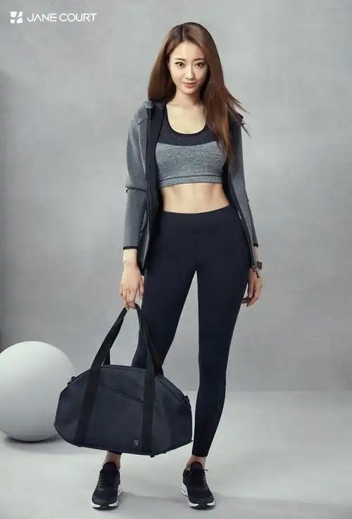 kyungri does super hot yoga pants photoshoot for