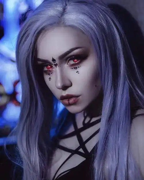 收藏|12月的黑暗系妆容集锦