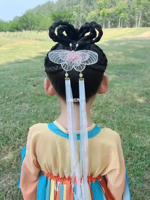 十一小长假给宝贝扎个简单的汉服发型