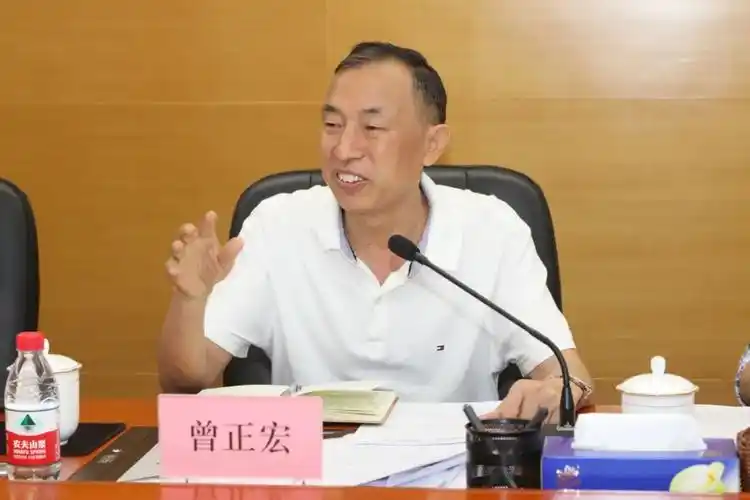 区人大常委会周益川主任率队到罗湖检察院调研,他明确提出