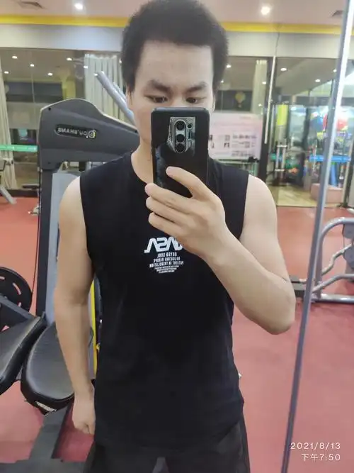 上一下180斤和130斤的对比照吧