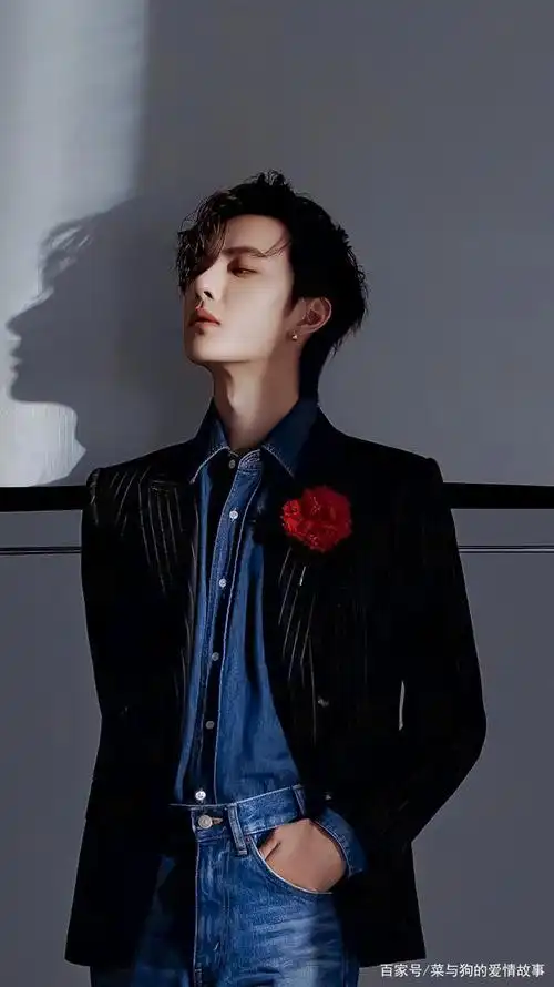 酷酷的王一博 壁纸