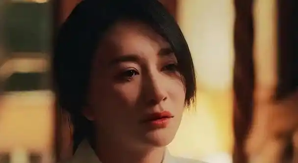 李小冉曾被魔鬼前任监控威胁四年男闺蜜花5亿彩礼接盘