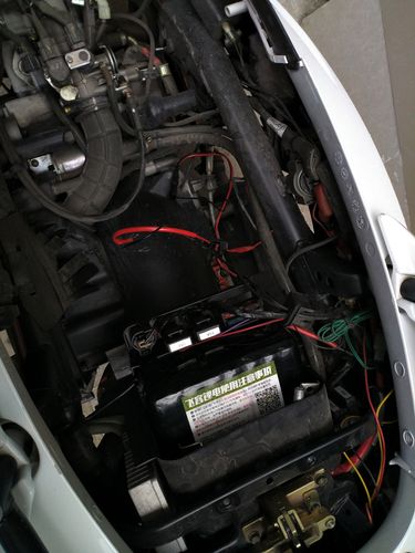 12v摩托车电瓶飞客锂电池kymco台湾光阳雷霆180rck摩托车电瓶